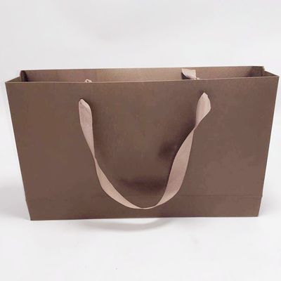 좋은 가격 상한 강제로 종이 봉지 인쇄한 리본 손잡이 부대는 선물 31.5 x 6.4 x 19cm를 나릅니다 온라인으로